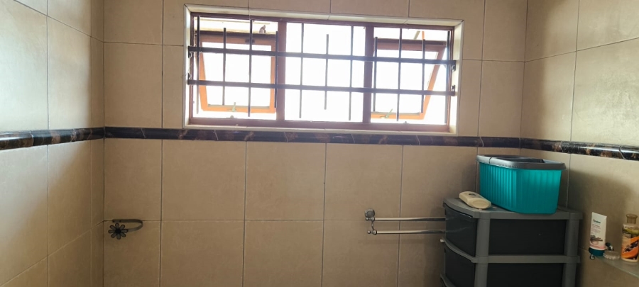 5 Bedroom Property for Sale in Crawford Western Cape